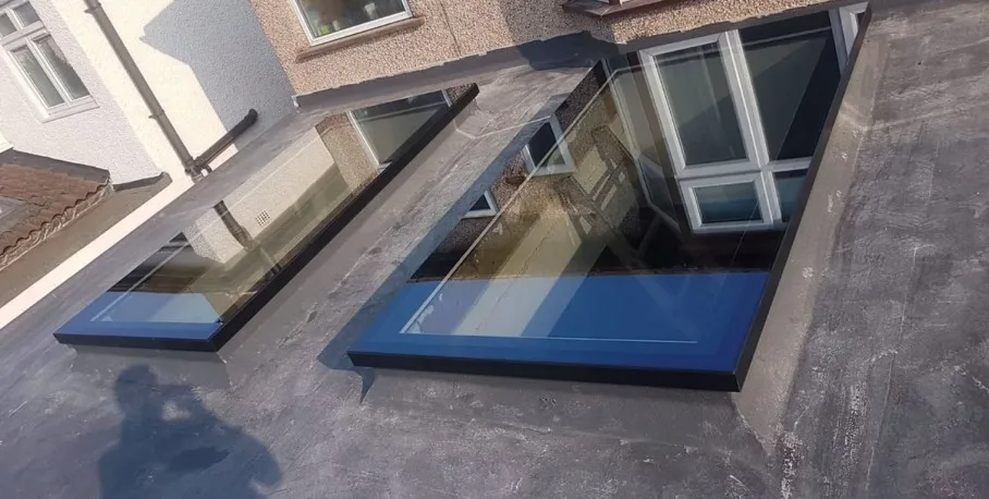 Titan aluminium rooflight, edge-to-edge glass