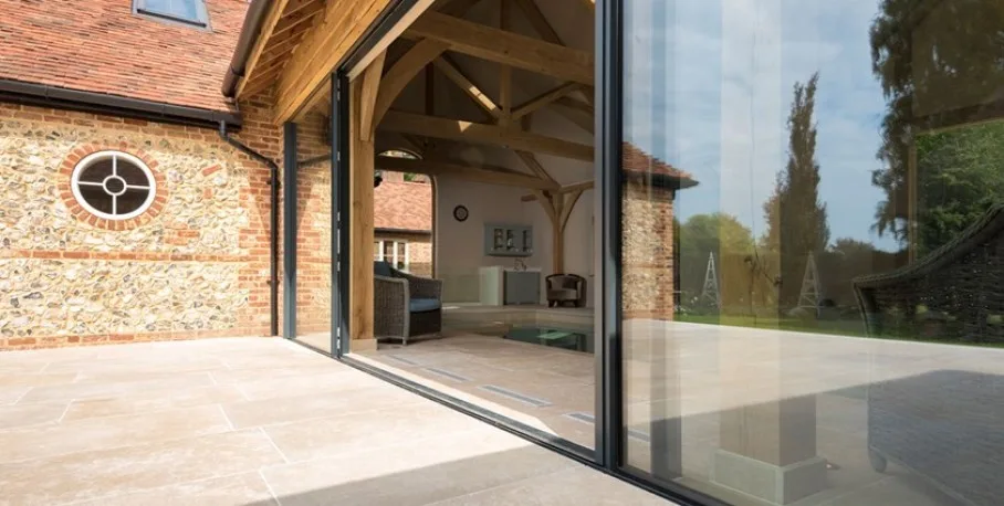 Origin OS-20 aluminium sliding door, slim sightlines